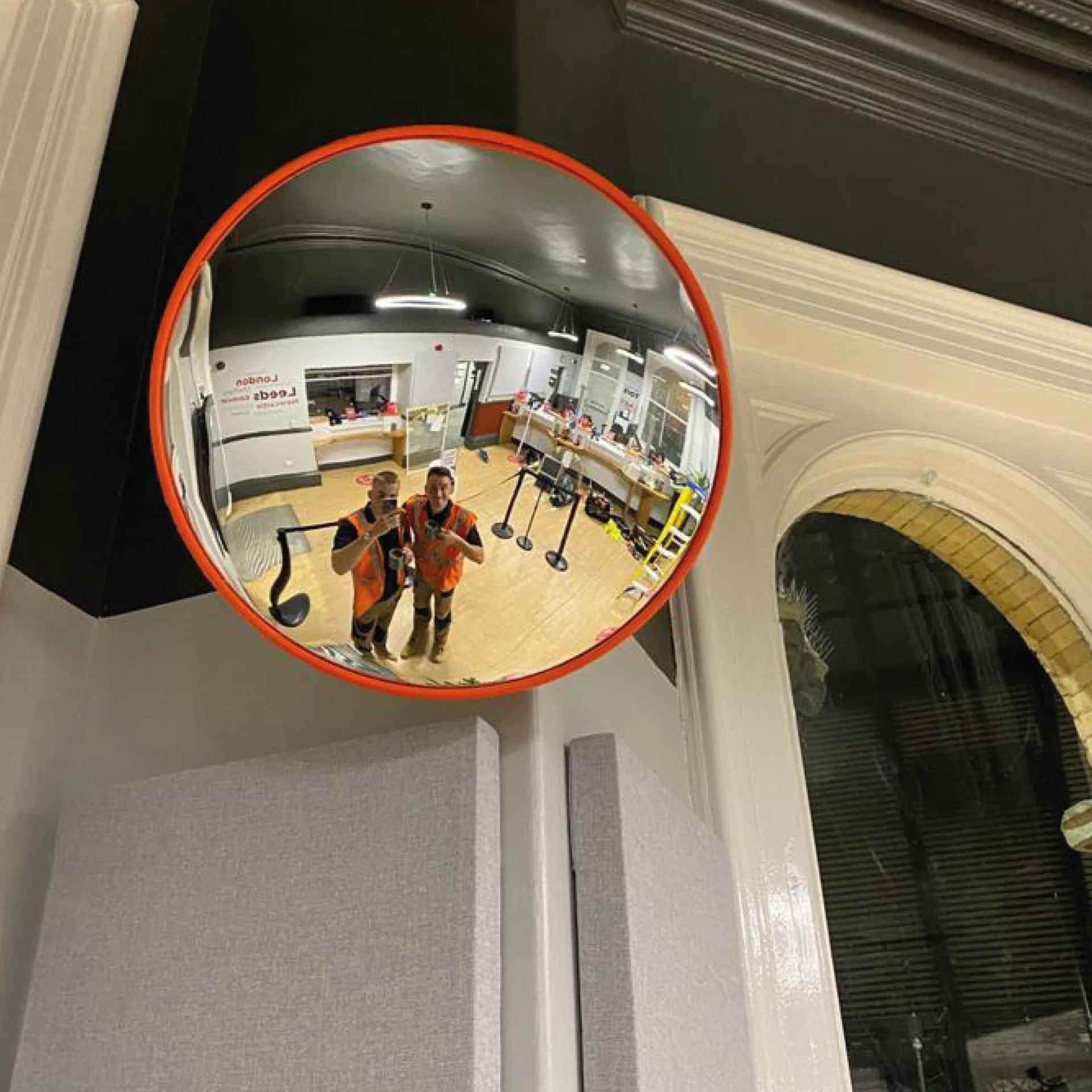 We were delighted to be commissioned to provide secondary glazing as part of the refurbishment of the Travel Centre at the station. 